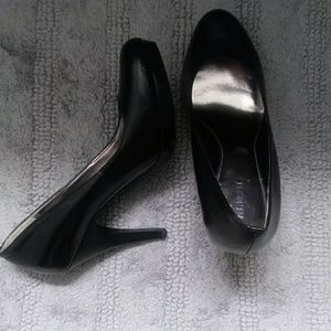 Like new Alfani heels